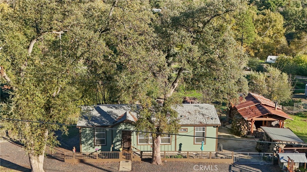 main property photo 50