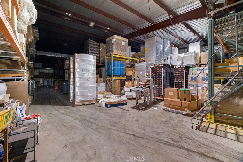 main property photo 27