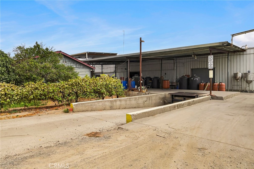 main property photo 54