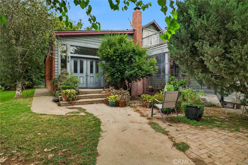 main property photo 9