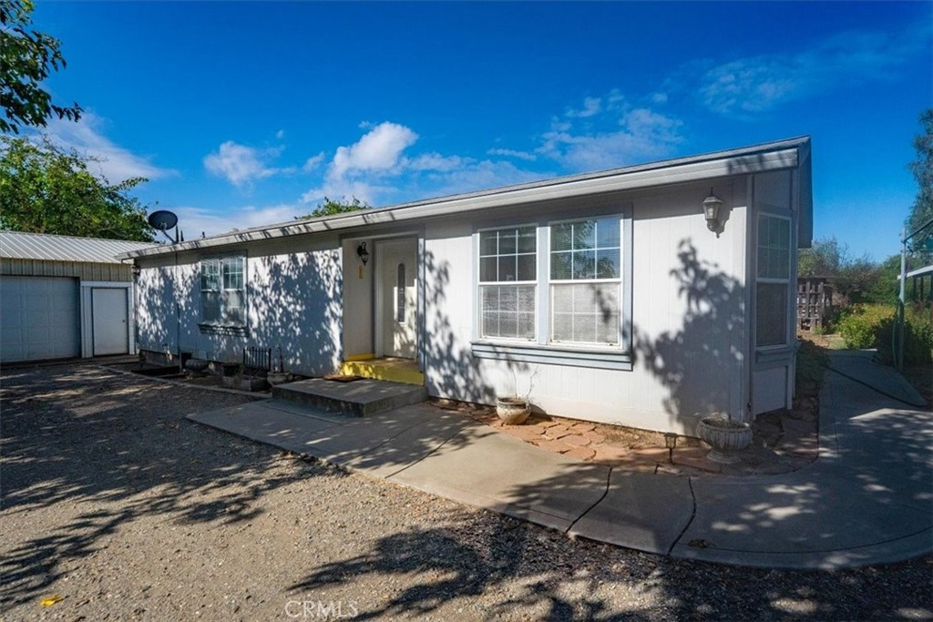 main property photo 39
