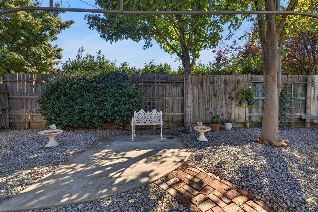 main property photo 48