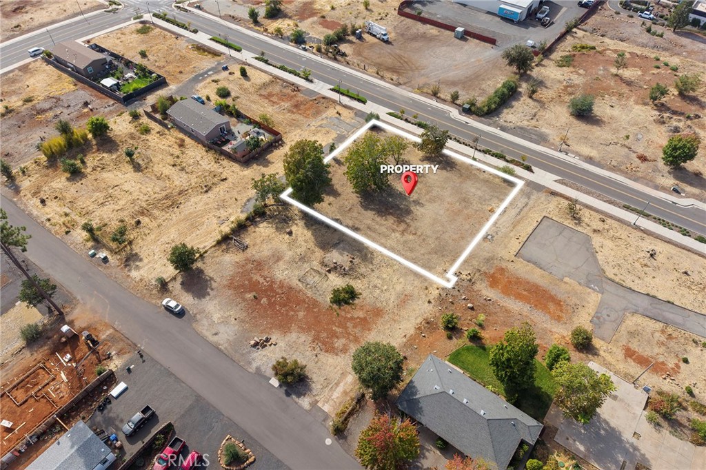 main property photo 13
