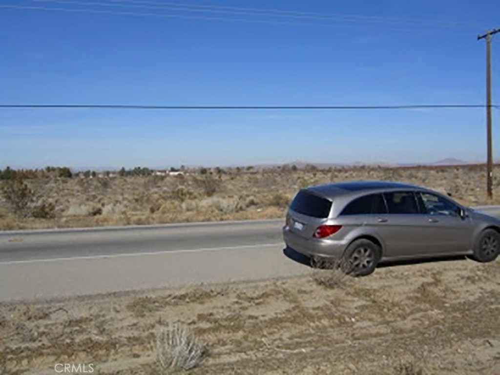 main property photo 7