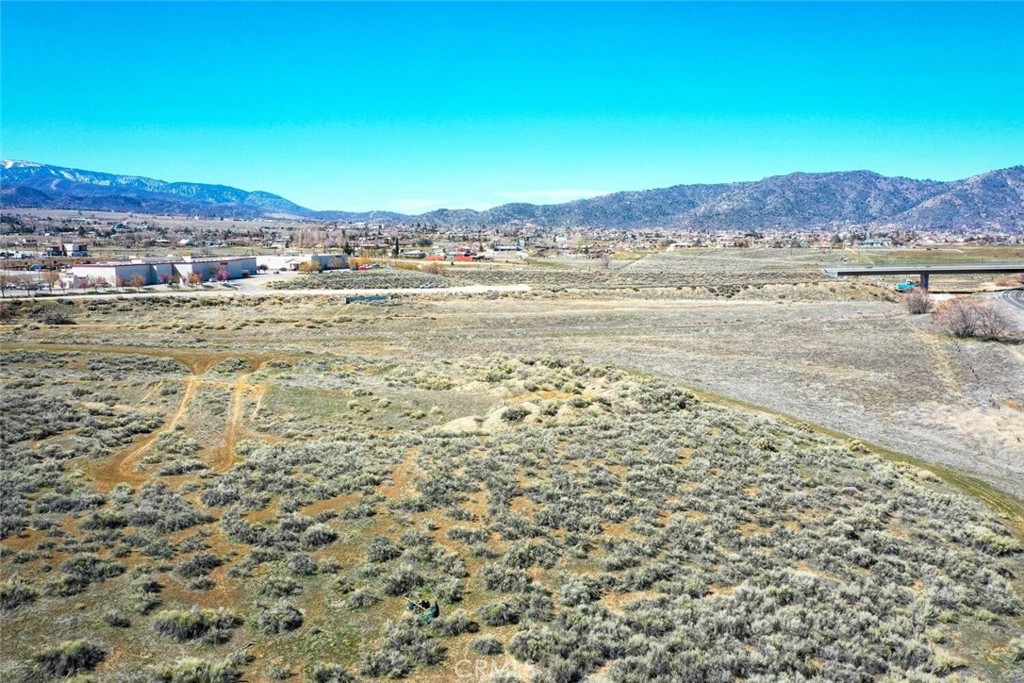 main property photo 25