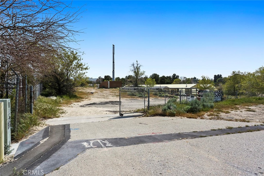 main property photo 4