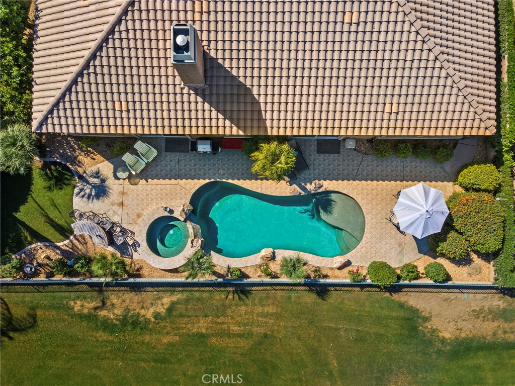 main property photo 50