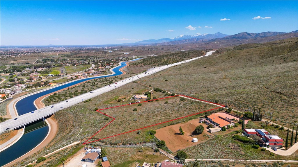 main property photo 8