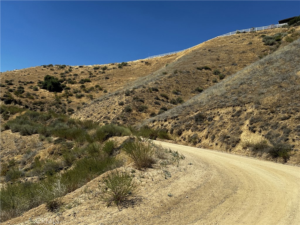 main property photo 11