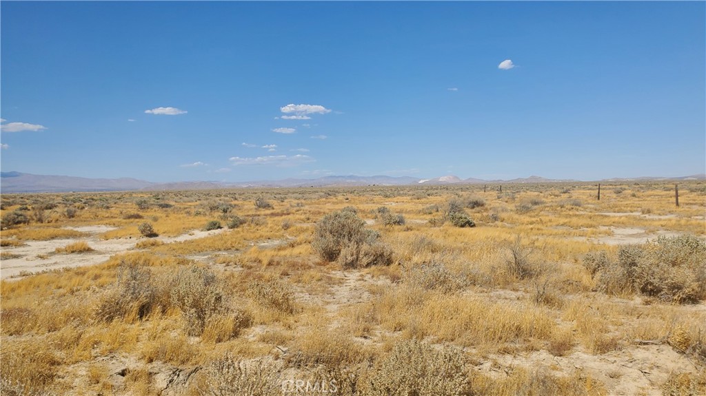 main property photo 13