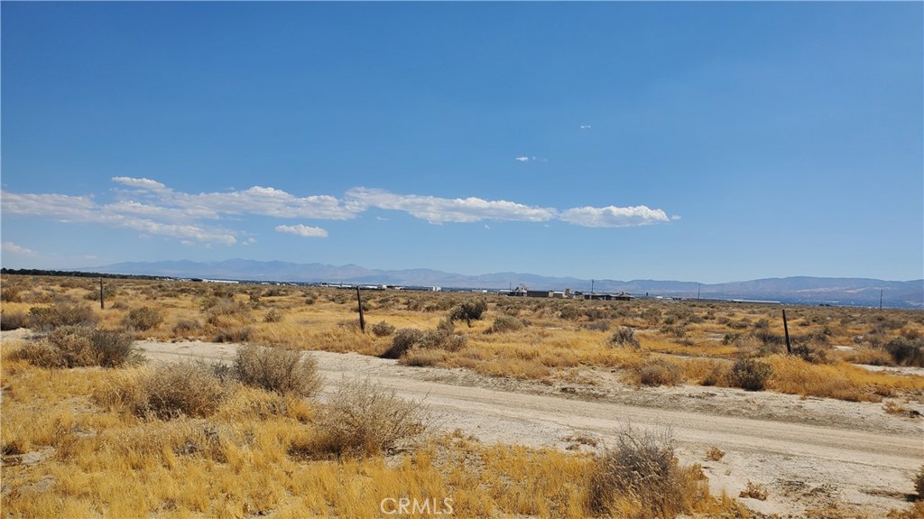 main property photo 22