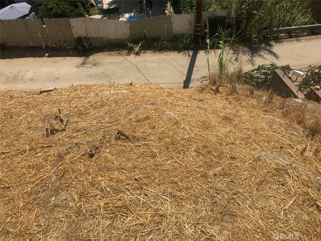 main property photo 11