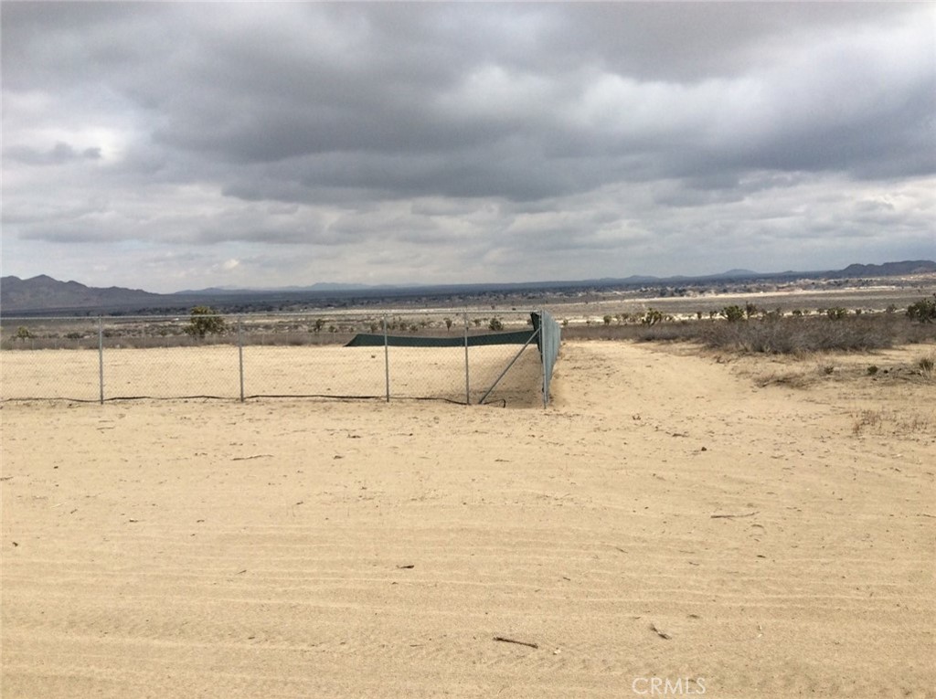main property photo 17