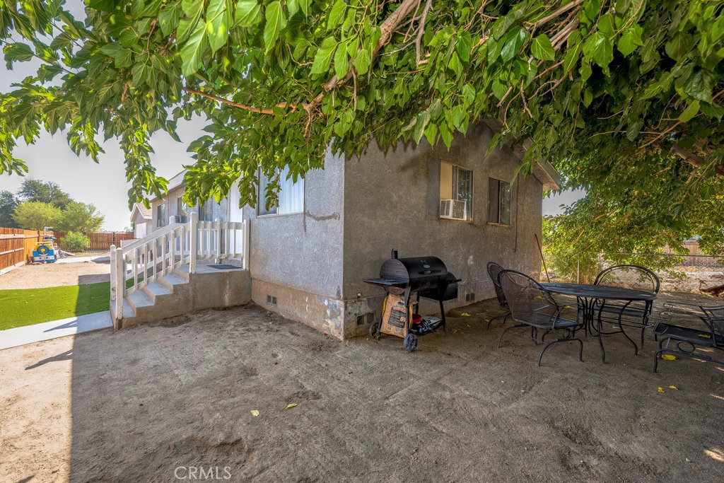 main property photo 16