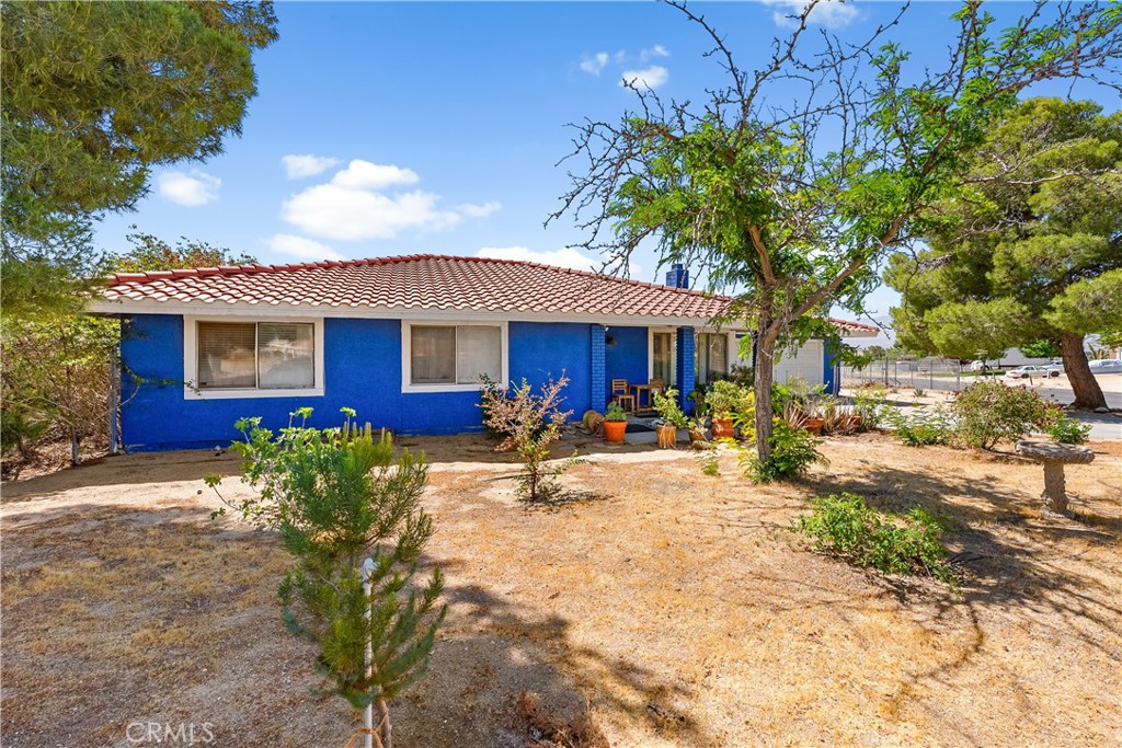 main property photo 4
