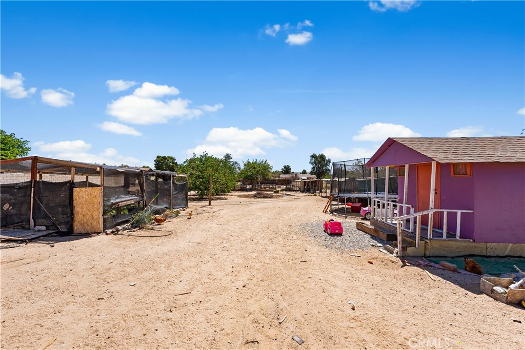 main property photo 45