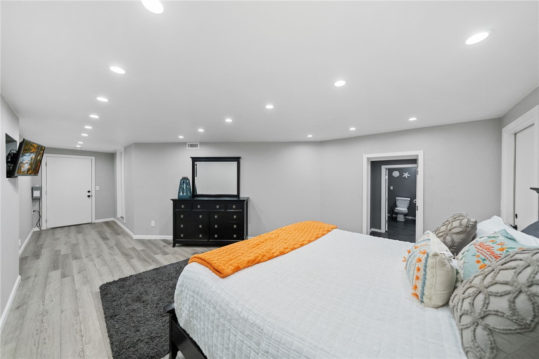 main property photo 72