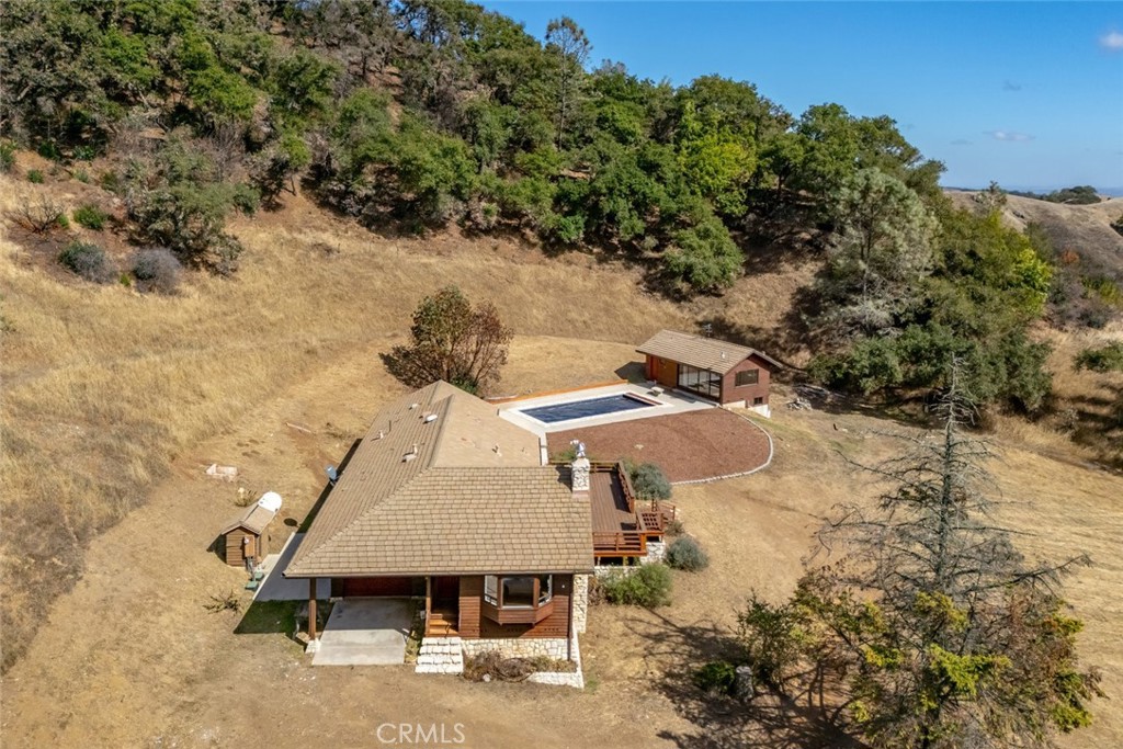 main property photo 27