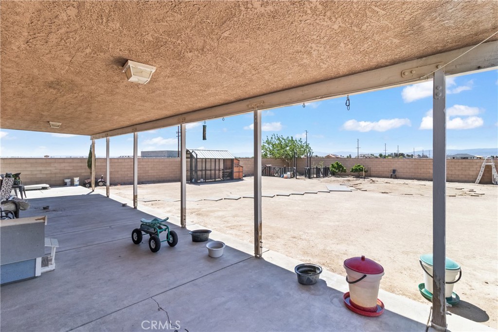 main property photo 32