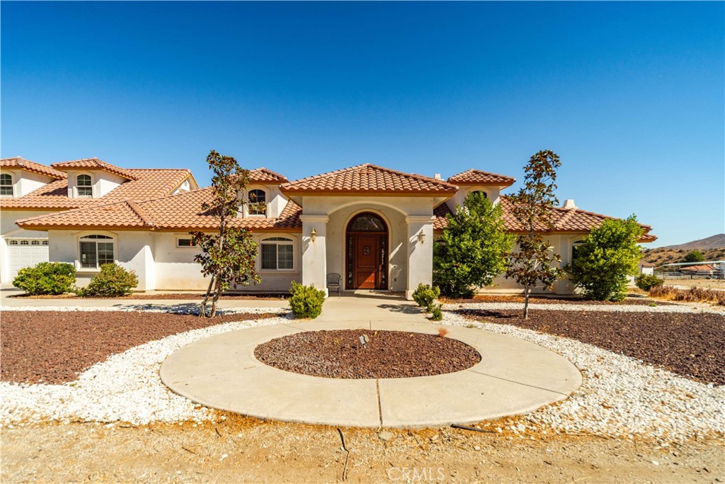 main property photo 6