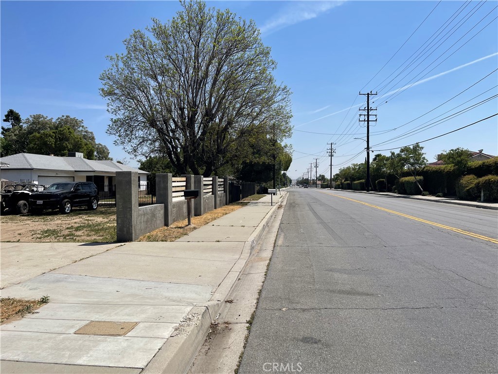 main property photo 9