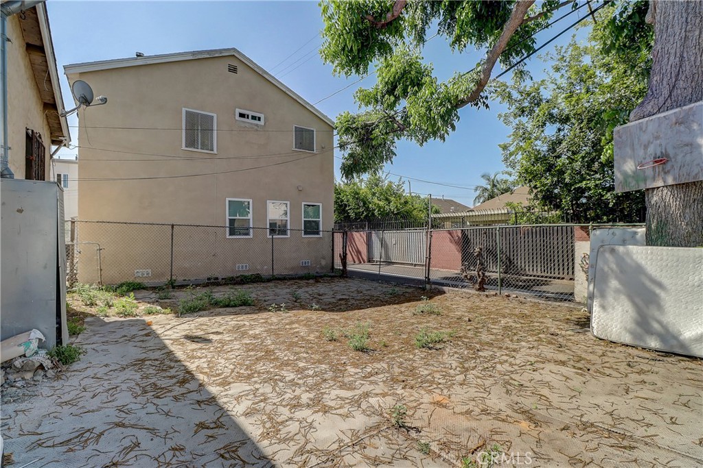 main property photo 9