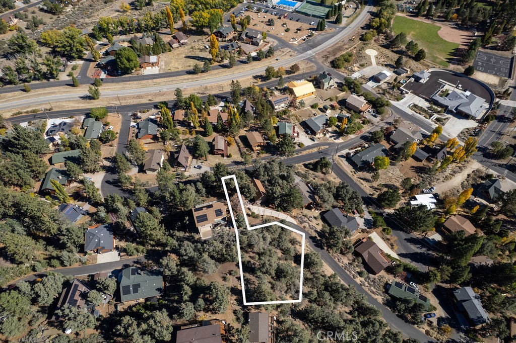 main property photo 40