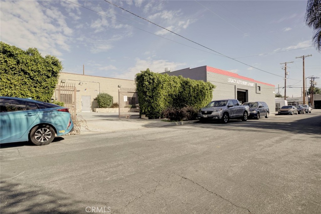 main property photo 45