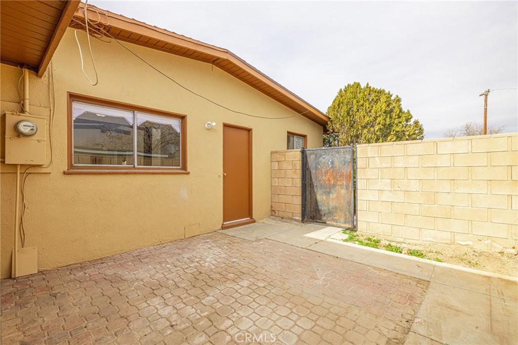 main property photo 37