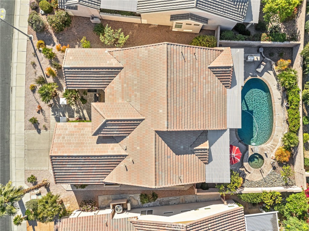 main property photo 48