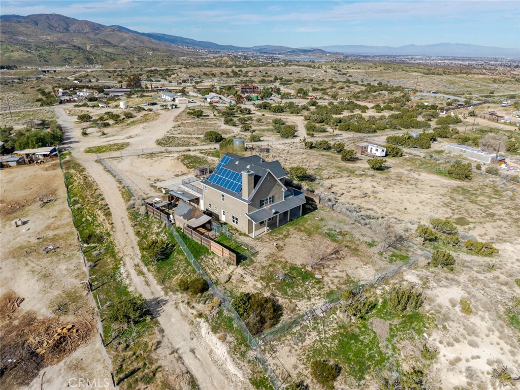 main property photo 40