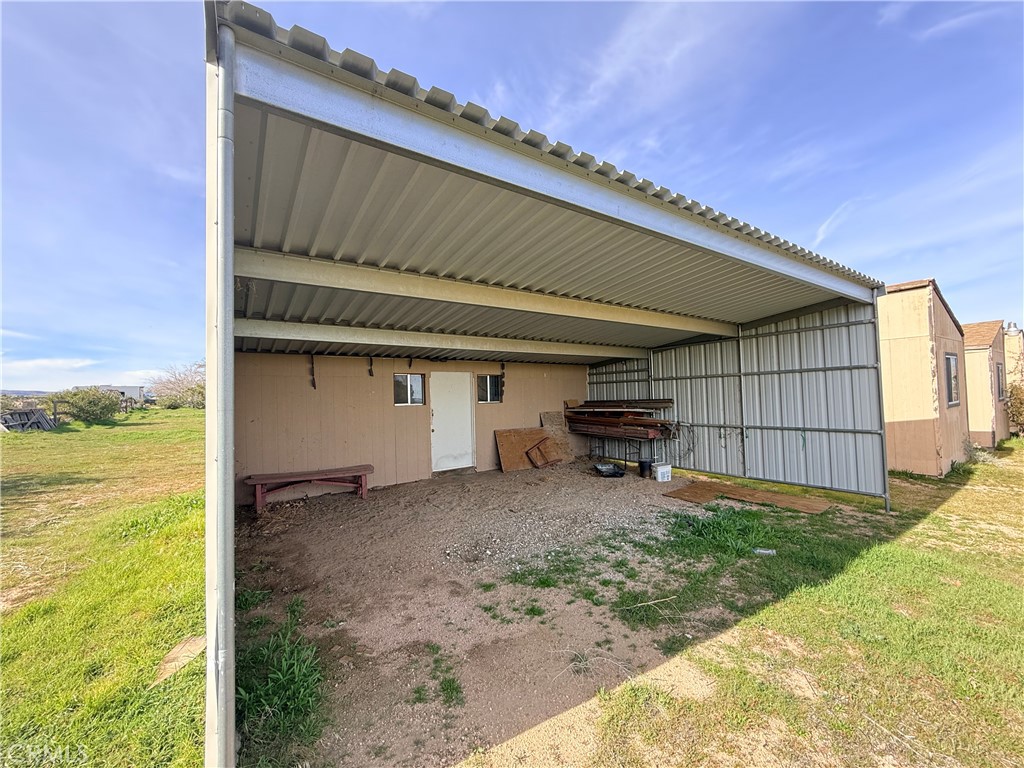 main property photo 33
