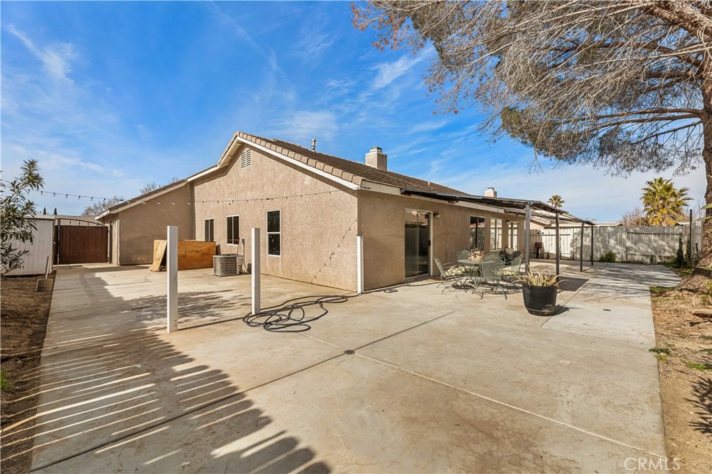 main property photo 23