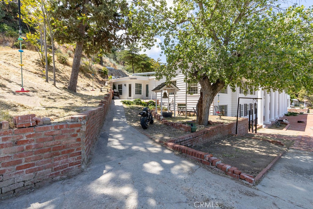 main property photo 47