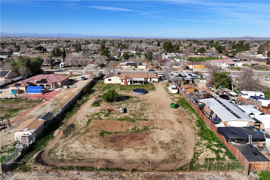 main property photo 51
