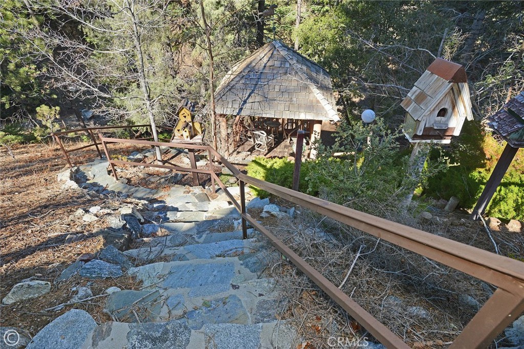 main property photo 40