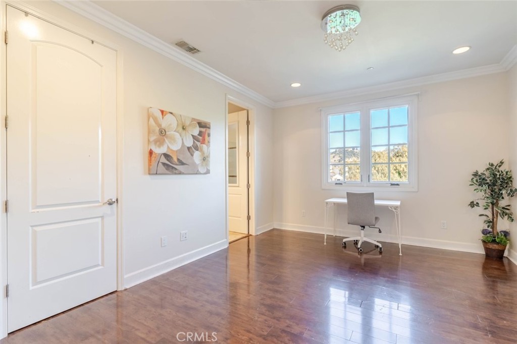 main property photo 45