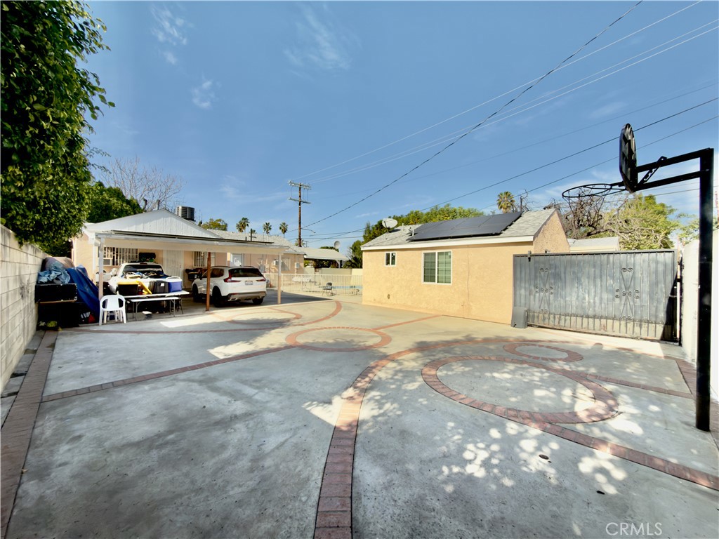main property photo 23