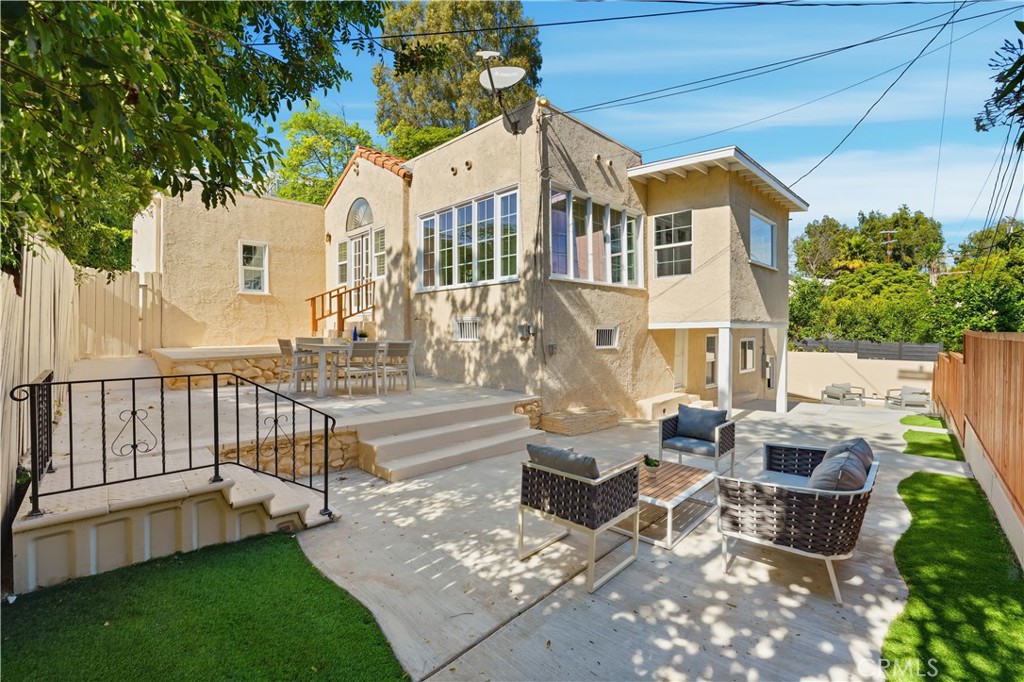 main property photo 7