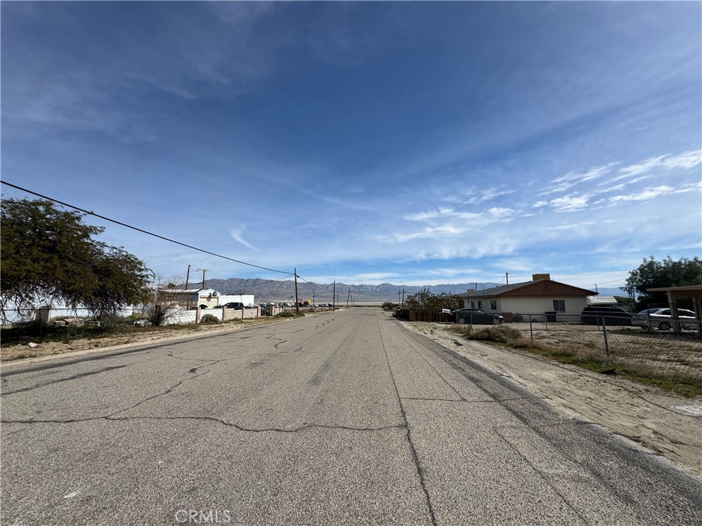 main property photo 16