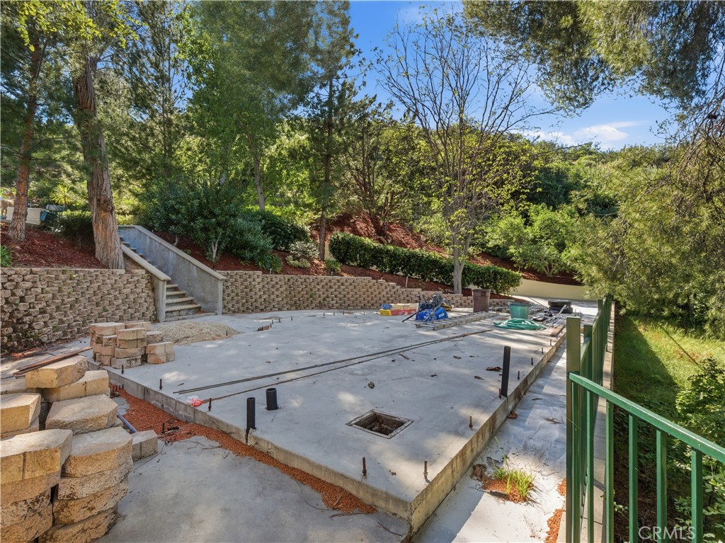 main property photo 36