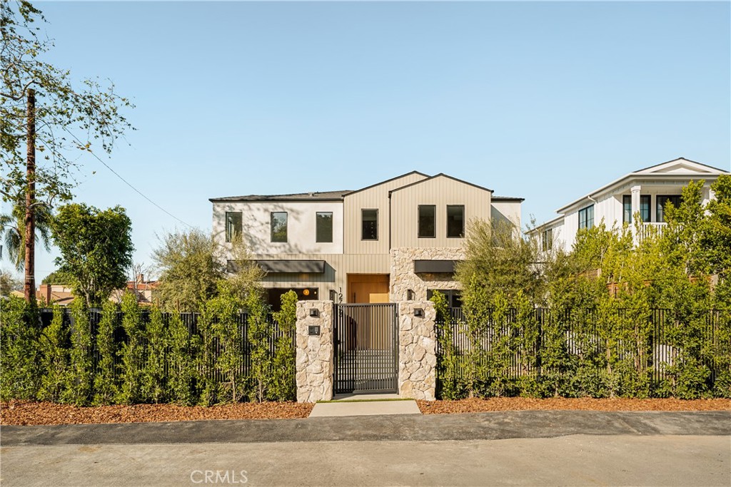 main property photo 64