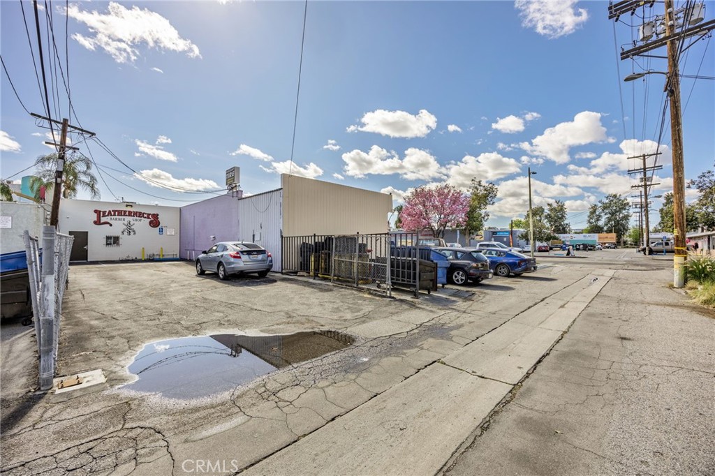 main property photo 41