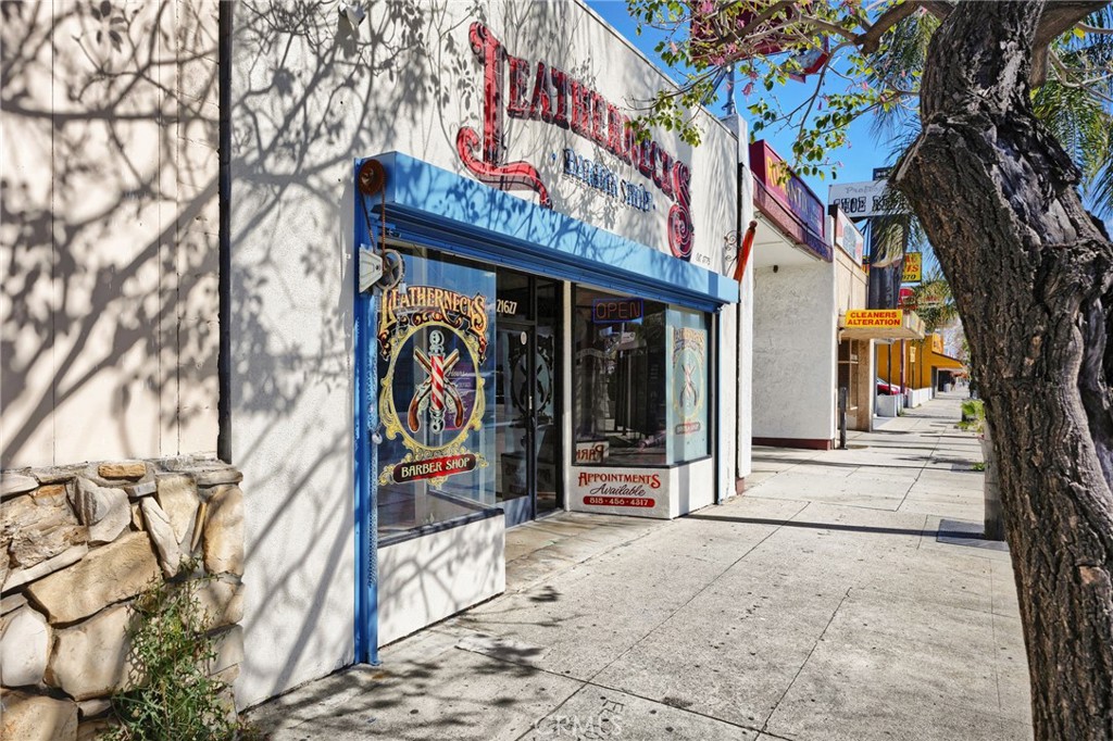 main property photo 6