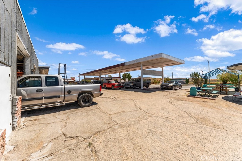 main property photo 15