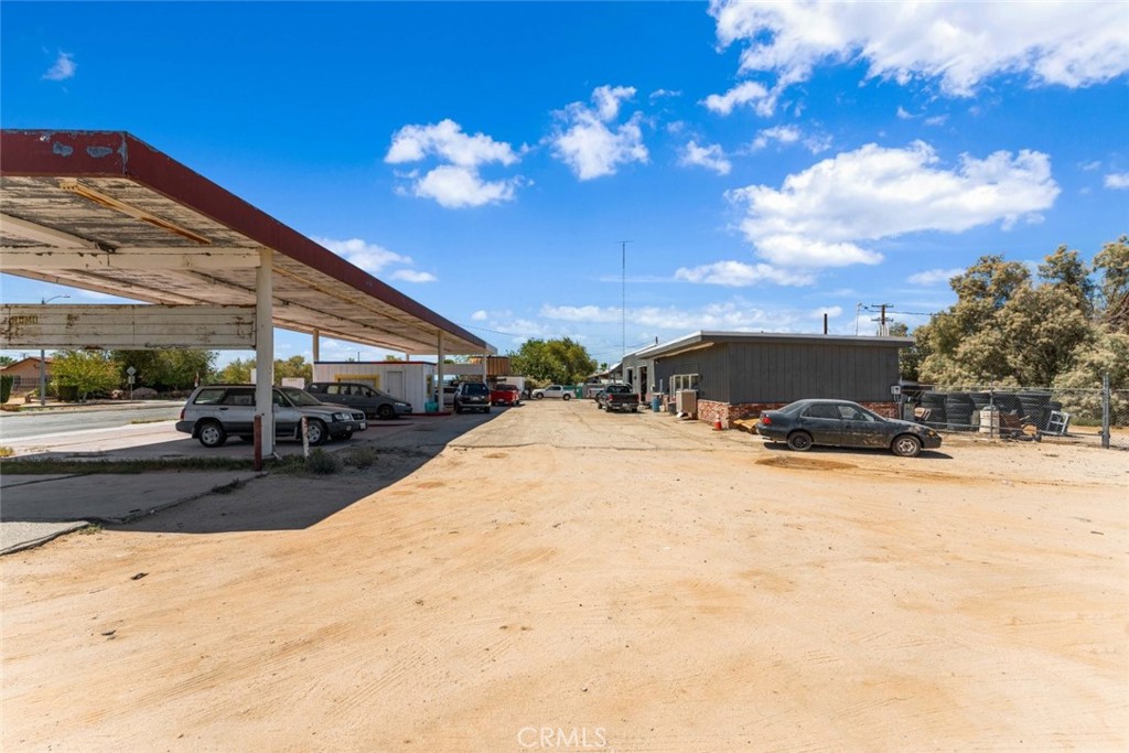 main property photo 20