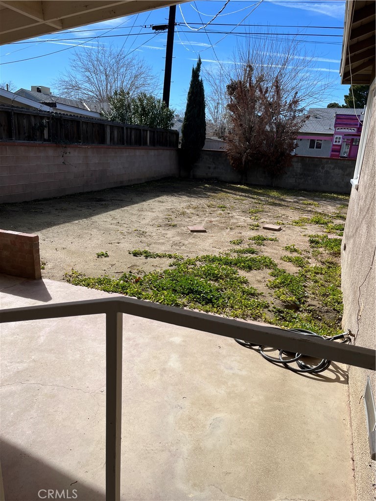 main property photo 14