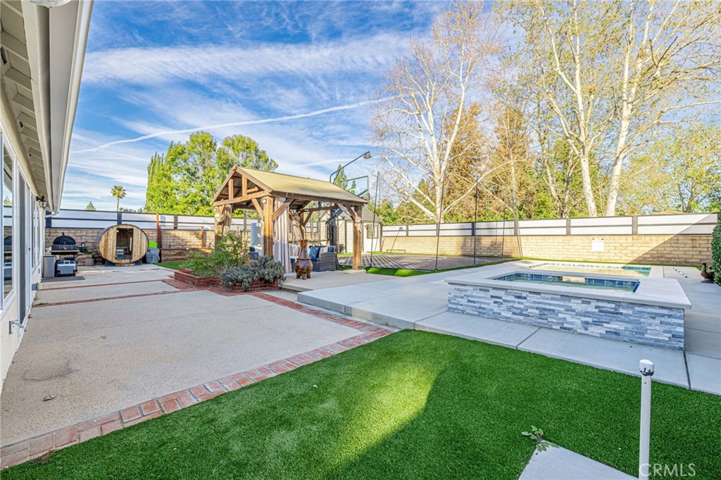 main property photo 45