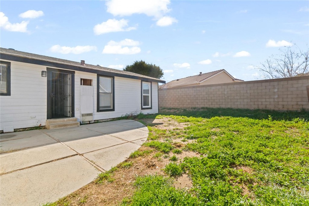 main property photo 17