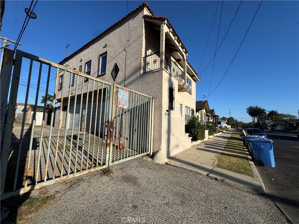 main property photo 25